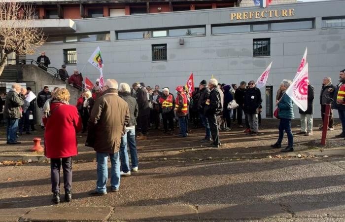 une soixantaine de retraités manifestent à Digne-les-Bains