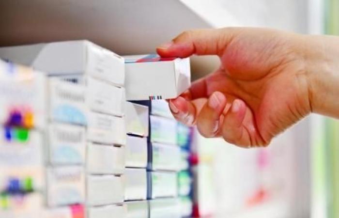 88 traitements vendus en France sur la liste noire des médicaments Prescrire en 2025