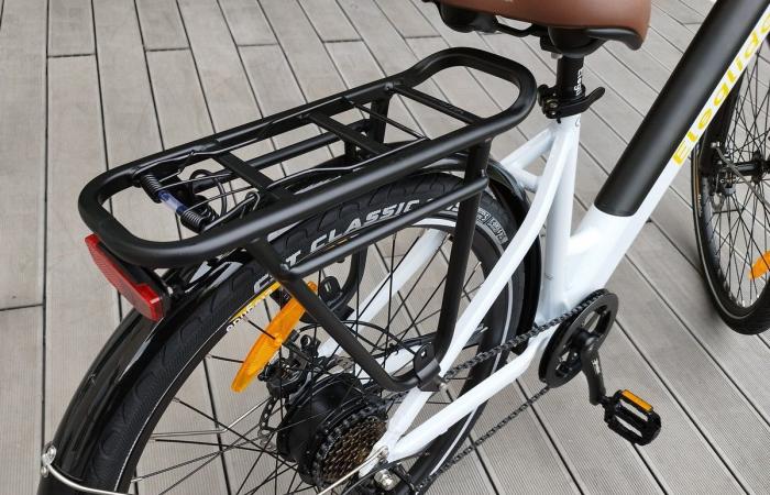 Le prix du vélo électrique Eleglide T1 Step-Thru plonge à 689€ (vente limitée)