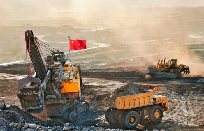 La Chine ferme à son tour le robinet aux États-Unis en interdisant la vente de ces minerais stratégiques à la première puissance mondiale.