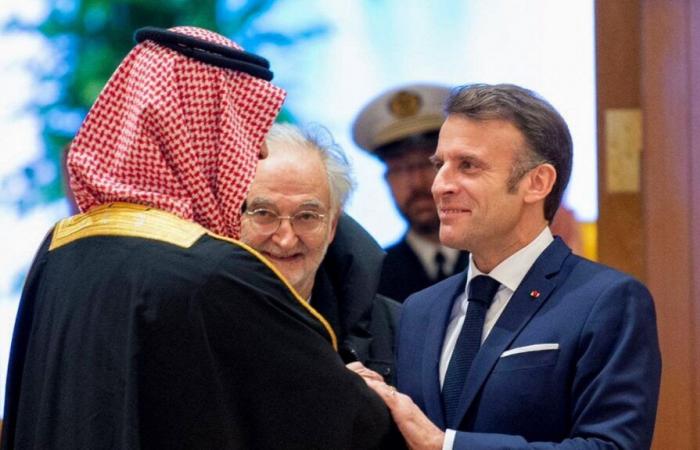 Emmanuel Macron annonce une conférence sur la création d’un État palestinien en juin 2025, co-présidée par la France et l’Arabie Saoudite