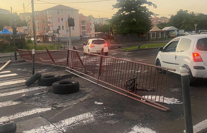 PHOTOS. La nuit a été agitée à Fort-de-France, la circulation a été perturbée sur l’avenue Maurice Bishop