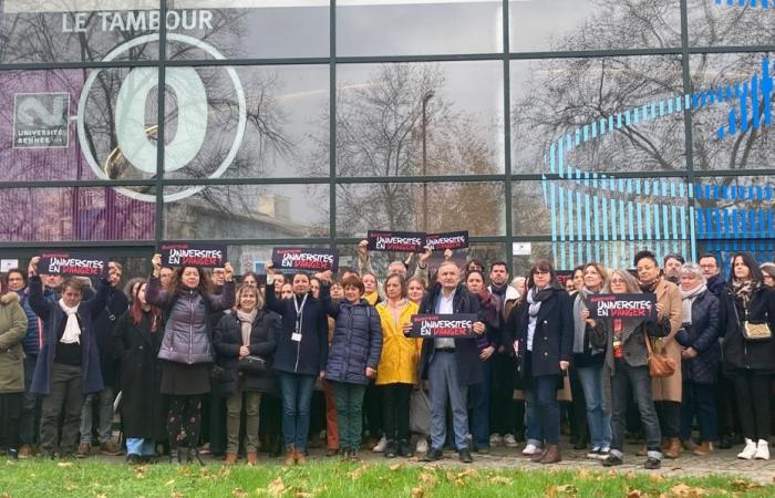 “L’Etat prend des mesures qu’il faut financer, sans nous donner l’argent pour le faire”, les universités en rouge