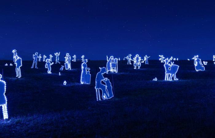 découvrez une crèche avec 265 personnages lumineux