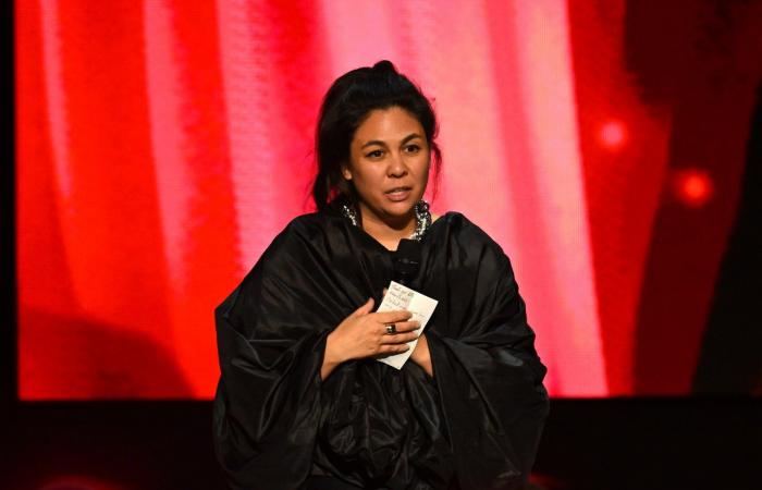 Pourquoi la génération de rebelles de Nan Goldin a reçu les plus grands applaudissements aux Fashion Awards 2024