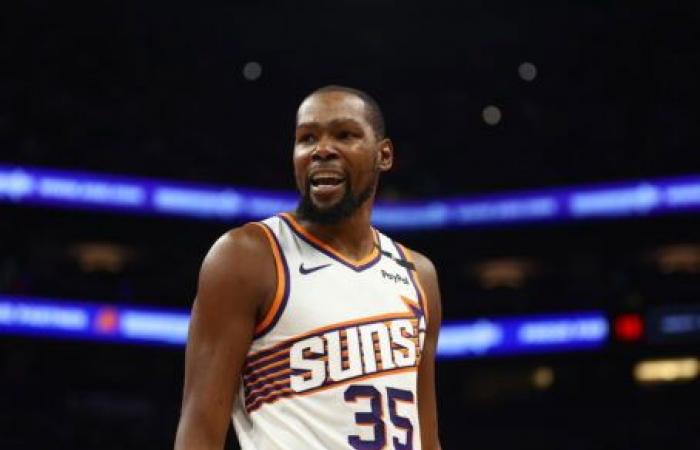 Où est Kevin Durant ? Le séjour prolongé de Suns Star dans les vestiaires suscite de nouveaux problèmes de blessures