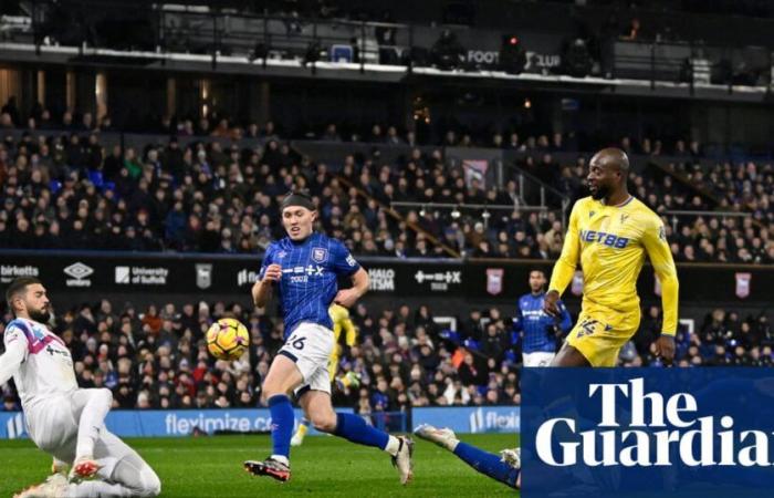 Clinical Mateta anéantit les espoirs d’Ipswich lors de la première victoire à l’extérieur de Crystal Palace