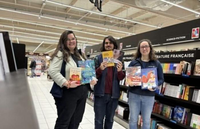 La mascotte Mini Loup pour les 10 ans du Salon du livre Leclerc de Cherré