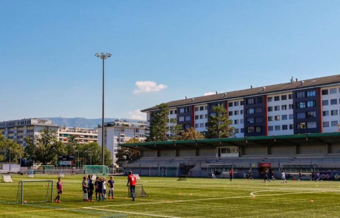 Expulsé de son stade, un club de football amateur contre-attaque