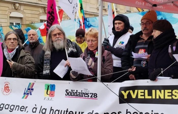 la colère gronde à Versailles