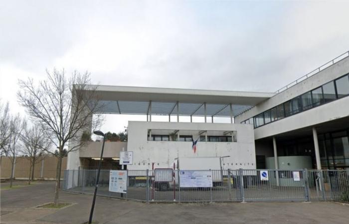 Une personne hospitalisée après la chute d’une fenêtre dans un collège de Seine-Saint-Denis