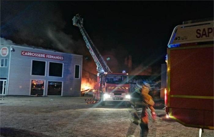 Pompiers, à grande échelle et drones pour éteindre cet immense incendie dans le Lot-et-Garonne