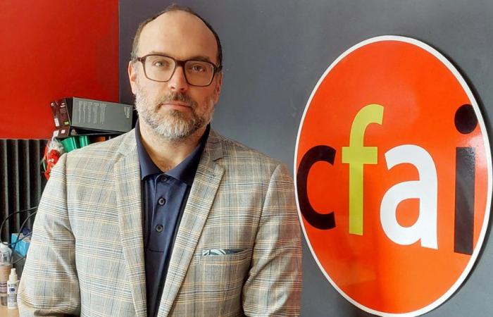 La radio CFAI redresse le navire petit à petit