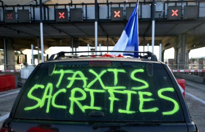 Blocages de ponts, opérations escargots… le point sur la troisième journée de mobilisation des taxis