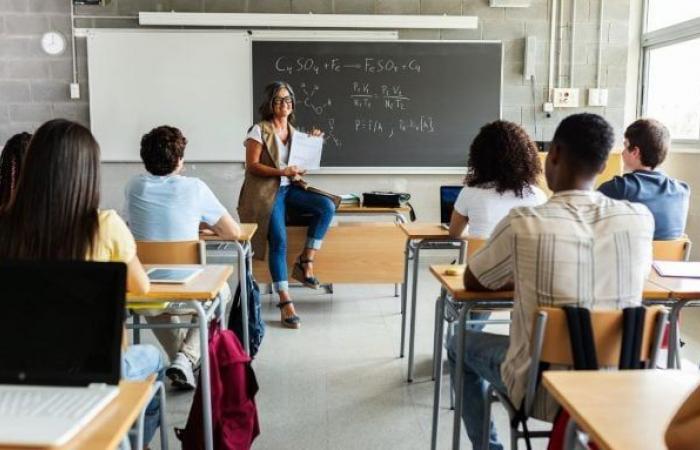 « Je suis professeur des écoles au sein de l’Education Nationale, et voici combien je gagne par mois »