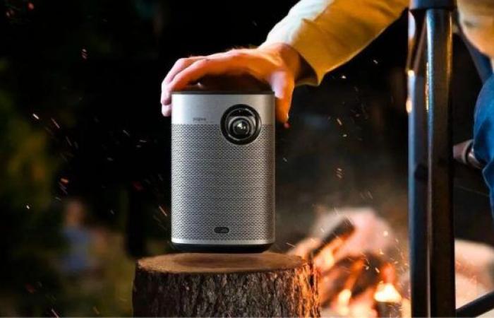 XGIMI écrase le prix de ce vidéoprojecteur super portable et stylé pour les vacances