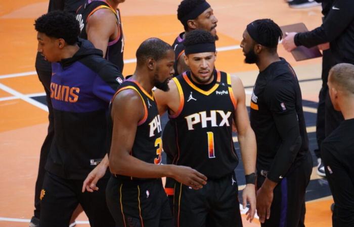 Les Phoenix Suns tiennent bon sans Kevin Durant lors de la victoire contre les Spurs