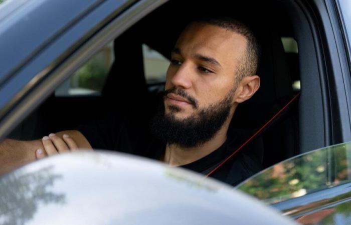 Man United refuse de porter une veste pro LGBTQ+ pour soutenir Noussair Mazraoui