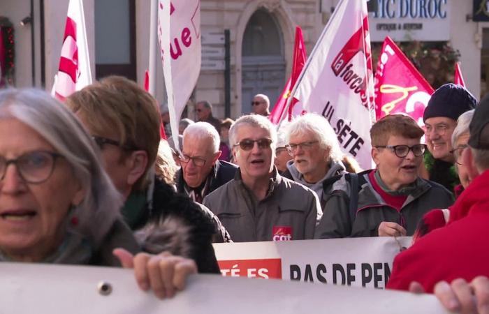 les retraités manifestent pour une augmentation des pensions de retraite indexées sur l’inflation