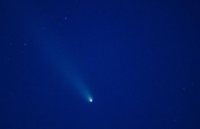 Images impressionnantes d’un astéroïde qui a illuminé le ciel russe avant de s’écraser sur la Sibérie