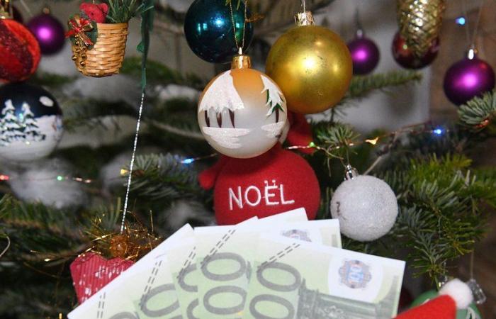 la date de versement de la prime de Noël a été reportée