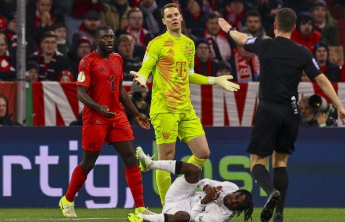 Un premier rouge contre Manuel Neuer