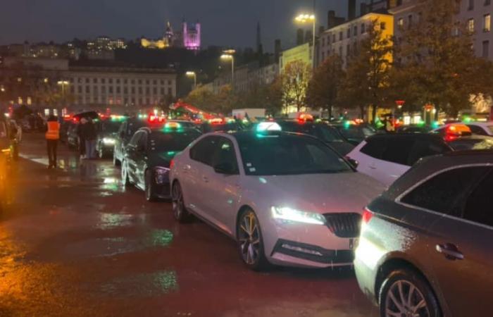 les blocages et le rassemblement place Bellecour levés dans la métropole de Lyon