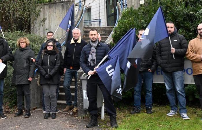 Les policiers de l’UN1TE ont manifesté pour dire « Non à l’humiliation et oui à la dignité »