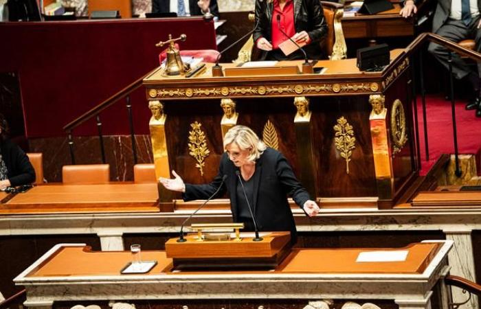 Le gouvernement français renversé lors d’un vote de censure historique