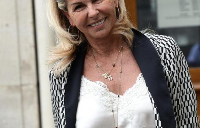 Caroline Margeridon (Affaire conclue) se livre sur son « éducation bizarre » : « Malheureusement… »