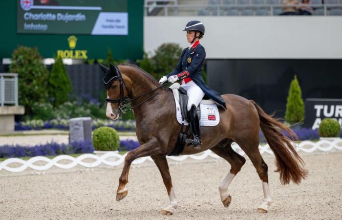 Pour avoir trop fouetté son cheval, Charlotte Dujardin suspendue pour un an