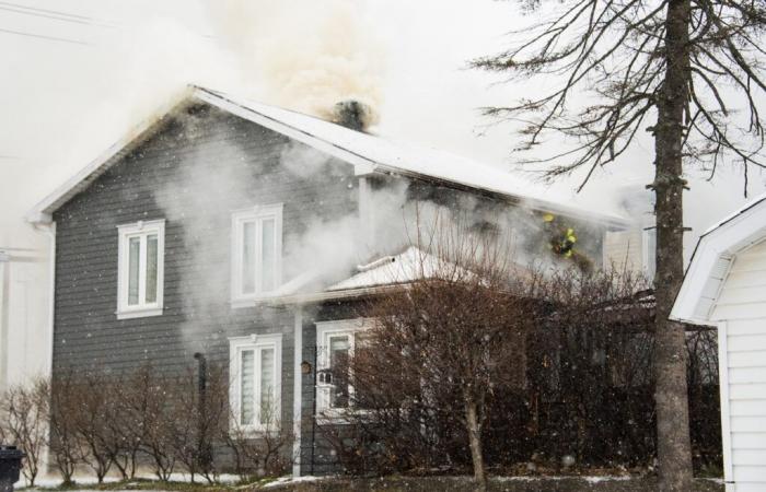 Un incendie se propage à une résidence à Rivière-du-Loup