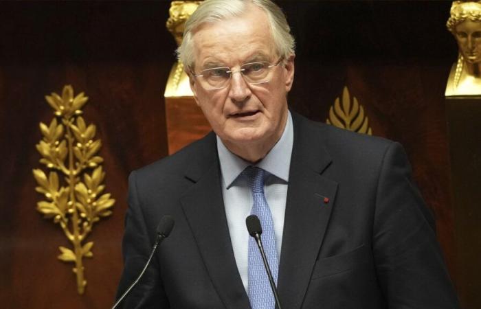 Barnier devrait demander à Macron de démissionner dans la matinée