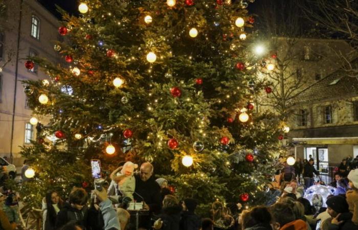 Écart. La ville s’illumine aux couleurs de Noël