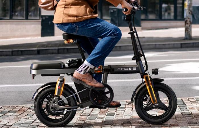 Ce vélo électrique parfait pour la ville est à prix réduit, et les stocks s’envolent !