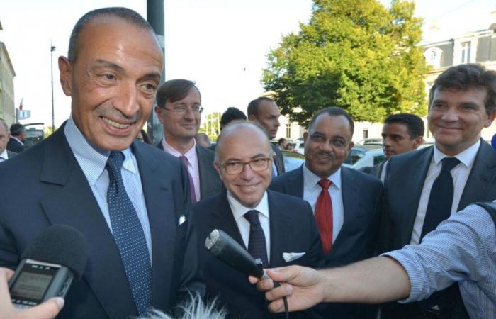 Bernard Cazeneuve, Chronique cherbourgeoise. Depuis Paris, les messages voyagent plus vite que les trains