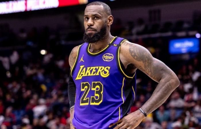 LeBron James discutable pour les Lakers-Hawks avec un pied douloureux