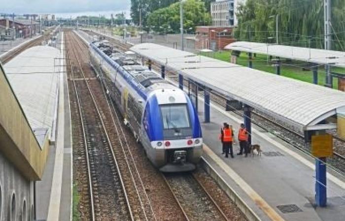 Vents pouvant atteindre 120 km/h samedi. Les trains ne circuleront pas