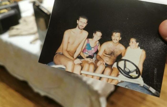 Les rebelles publient des photos de Bachar al-Assad en maillot de bain