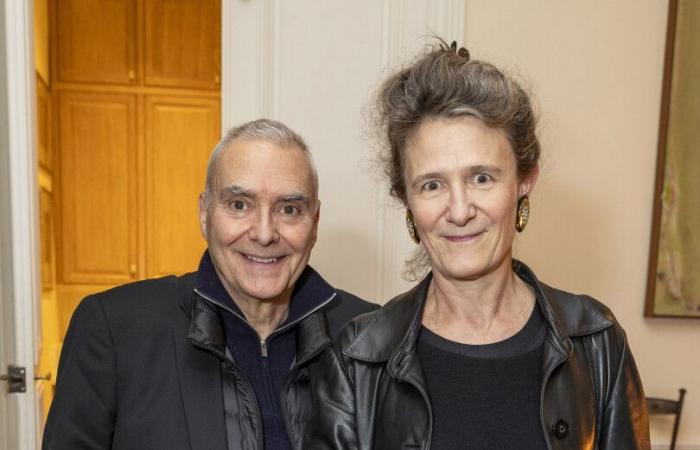 Jonathan Becker signe son livre avec Ophélie Renouard