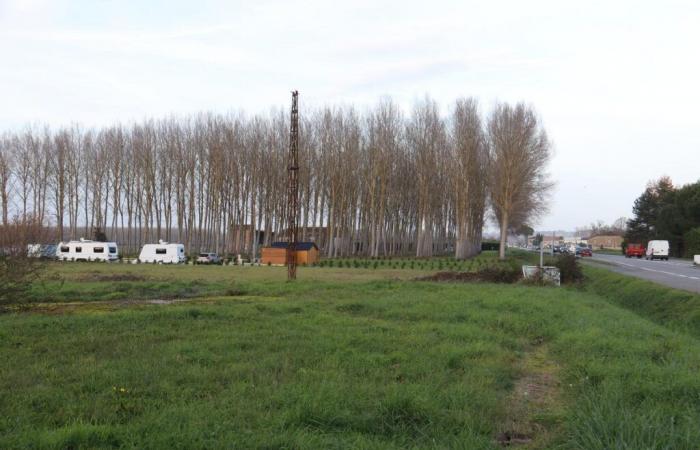 ils construisent des hangars sur des terrains inondables et inconstructibles