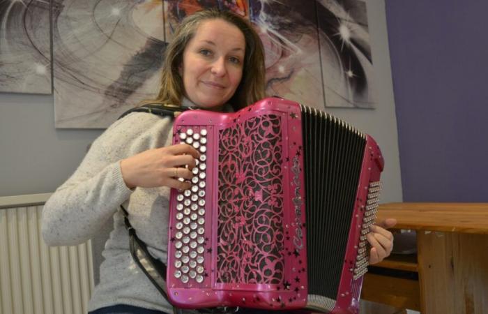 Près de Vendôme, l’accordéoniste Estelle Laroche chasse les idées reçues