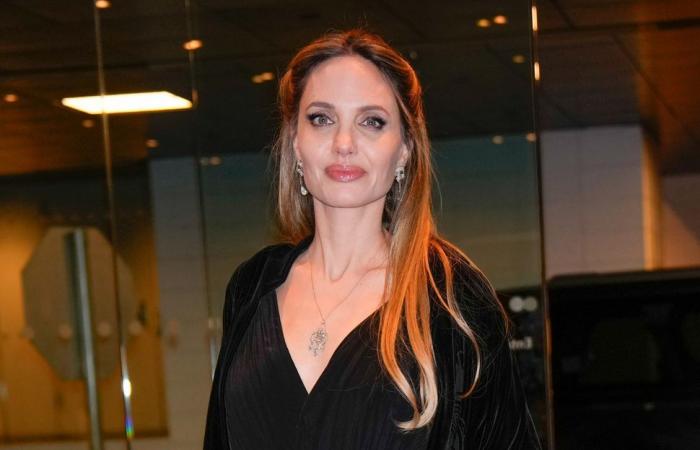 Angelina Jolie révèle une blessure horrible et révèle ses nerfs lors de sa première apparition télévisée en une décennie