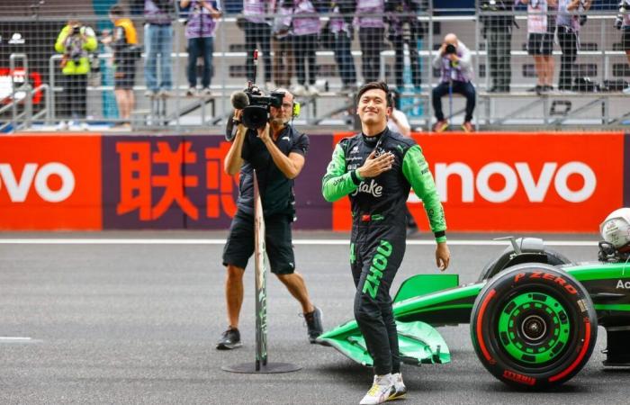 Jacques Villeneuve fracasse Guanyu Zhou et sa mallette pleine d’argent