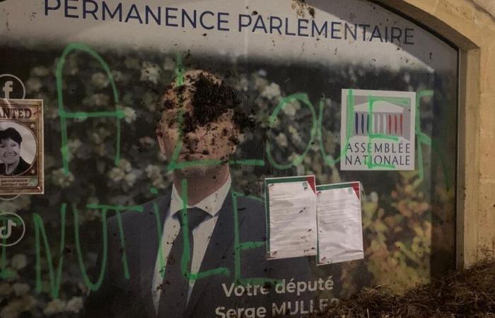 Un député Rassemblement national de Dordogne « choqué » par la dégradation de son bureau par les agriculteurs