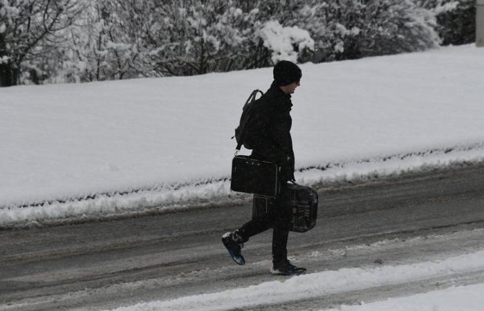 Les départements en alerte orange neige, un risque de vents violents presque sur tout le pays, qui vous attend ce samedi