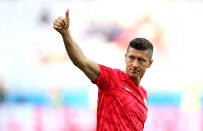 Lewandowski reviendra ; changements minimes