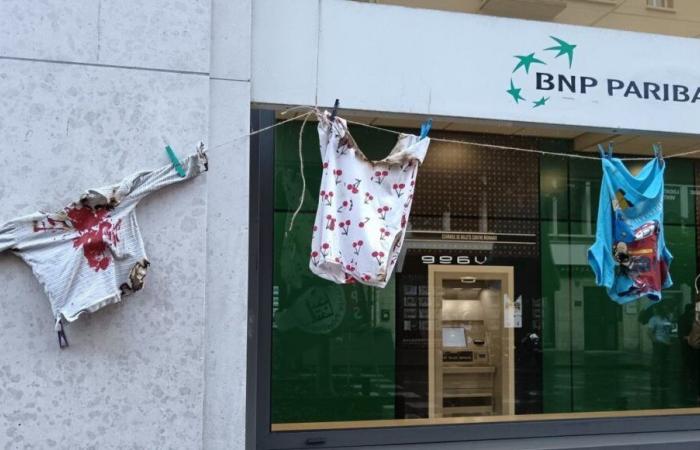 Une action de diverses associations ce matin à Rouen pour dénoncer le soutien de la banque BNP à l’Etat d’Israël