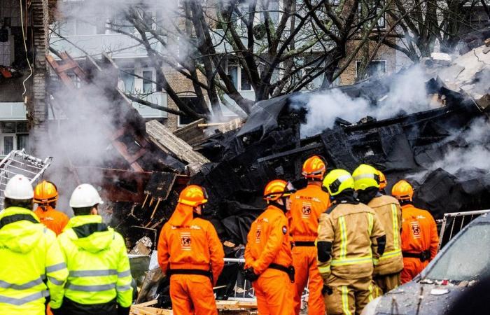 Un quartier de La Haye choqué par une explosion, la recherche des victimes est difficile