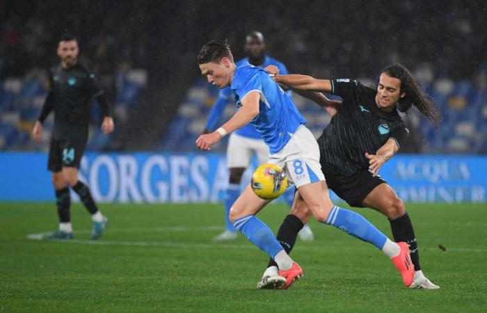 Série A | Naples 0-1 Lazio : Isaksen fait chuter Conte de la première place